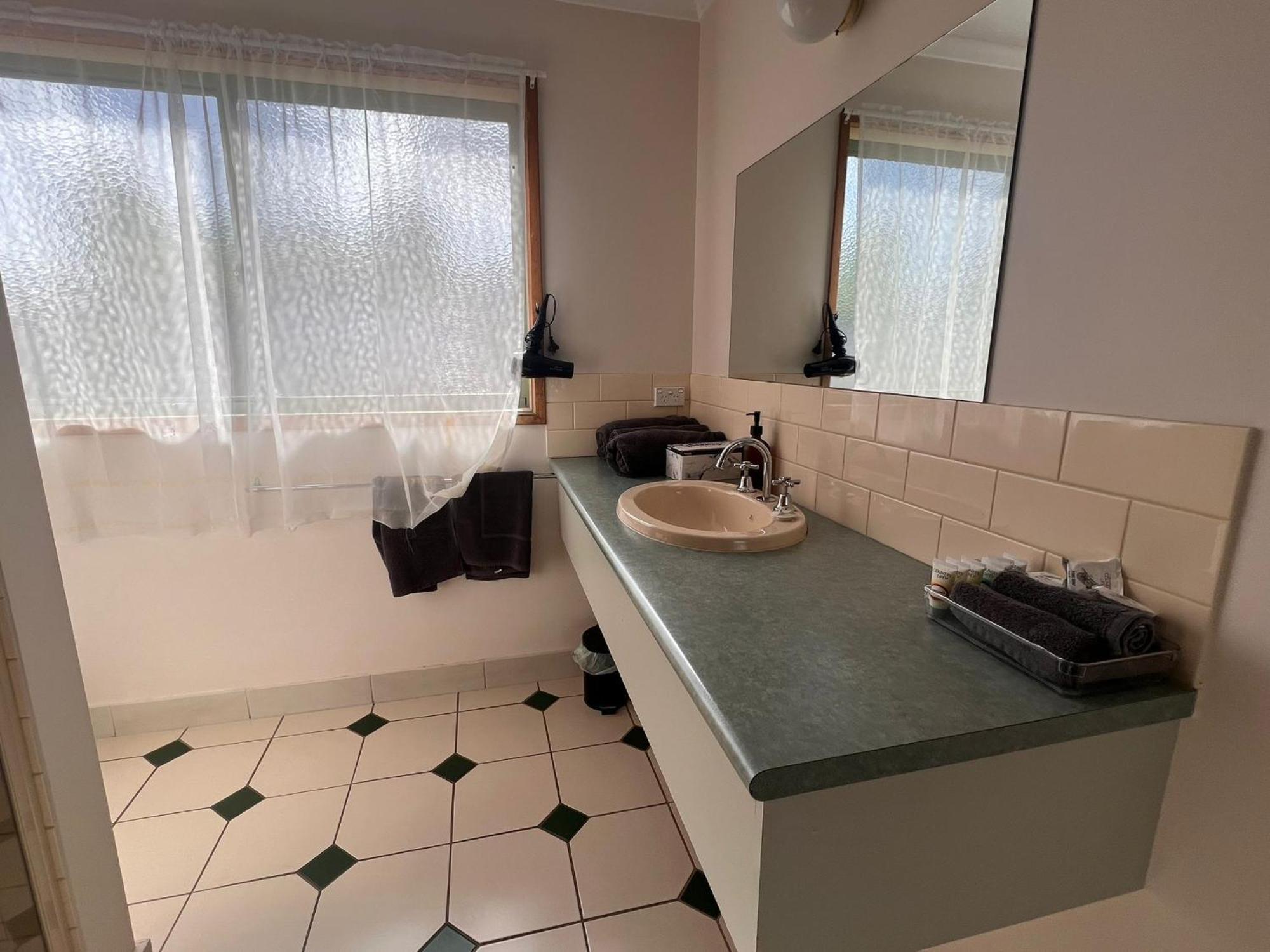 Rose Garden Motel Geelong Buitenkant foto